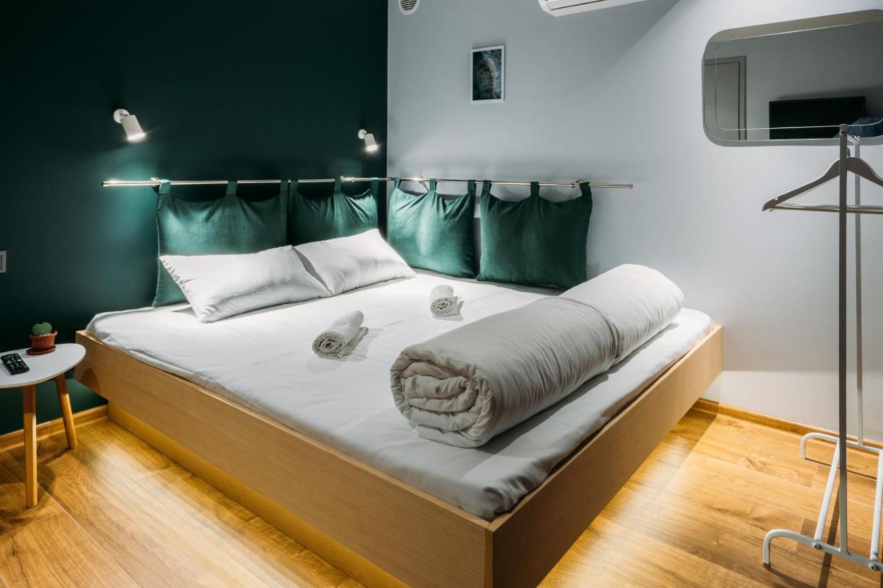 Yard Hostel & Coffee Czerniowce Zewnętrze zdjęcie