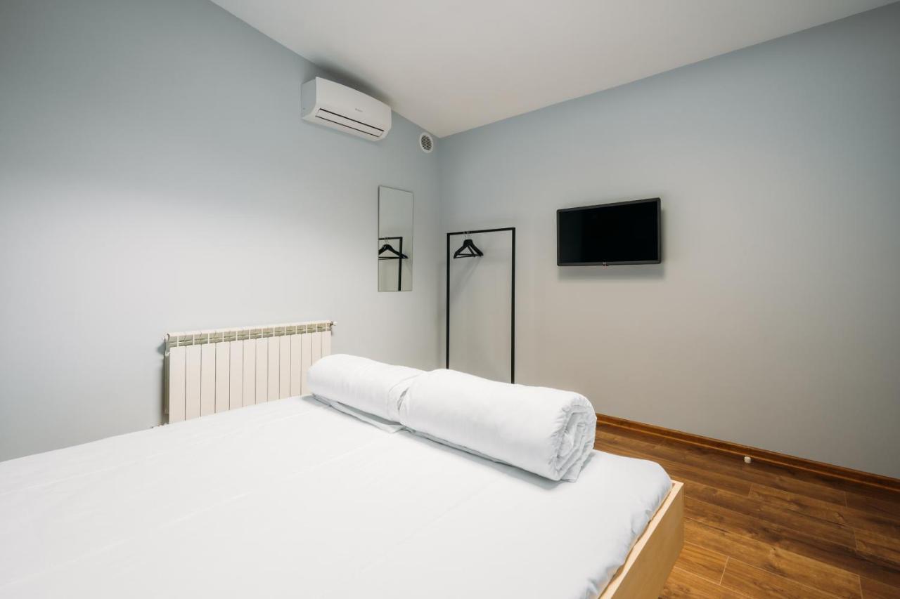 Yard Hostel & Coffee Czerniowce Zewnętrze zdjęcie